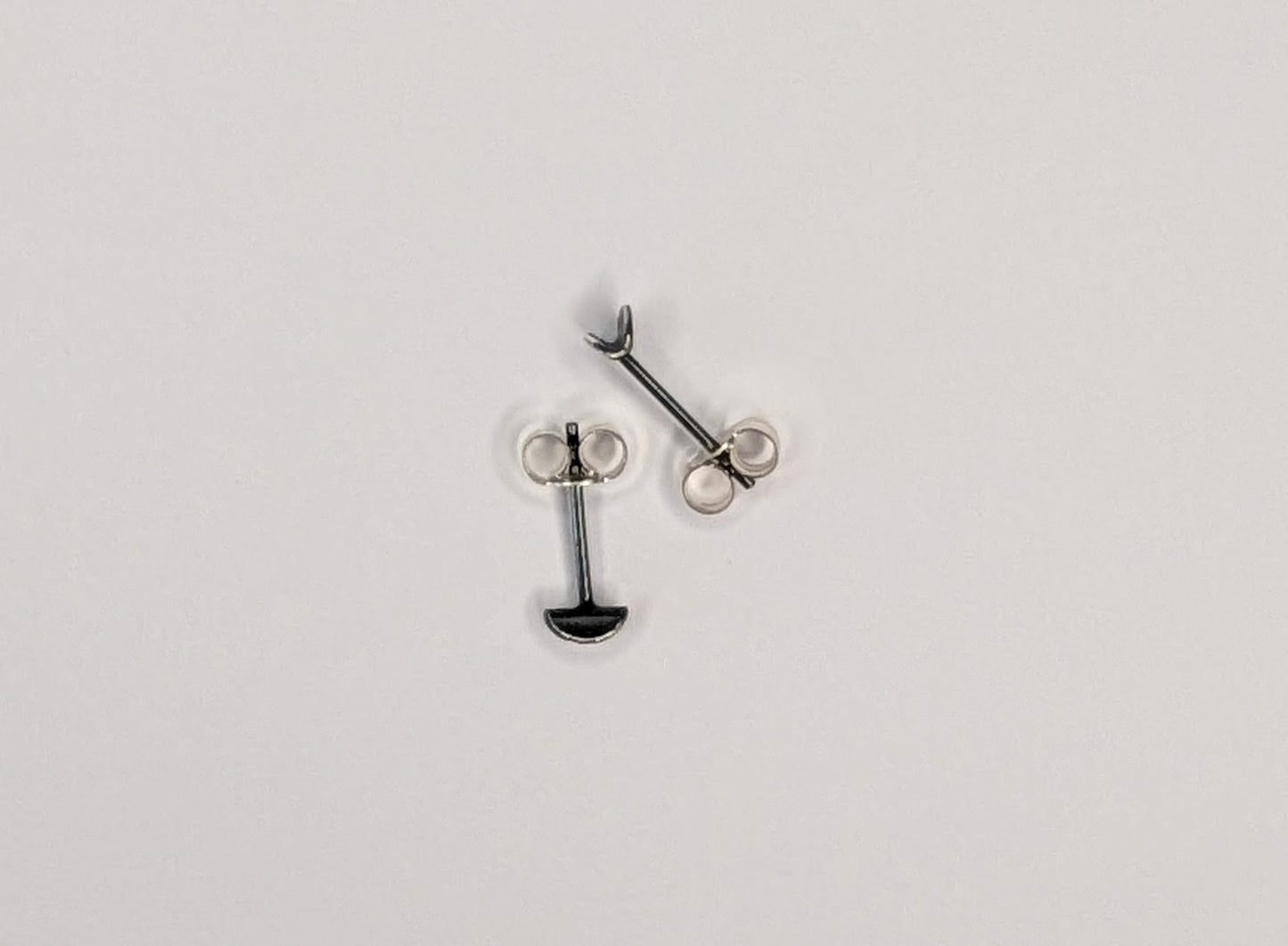 Dainty earrings silver