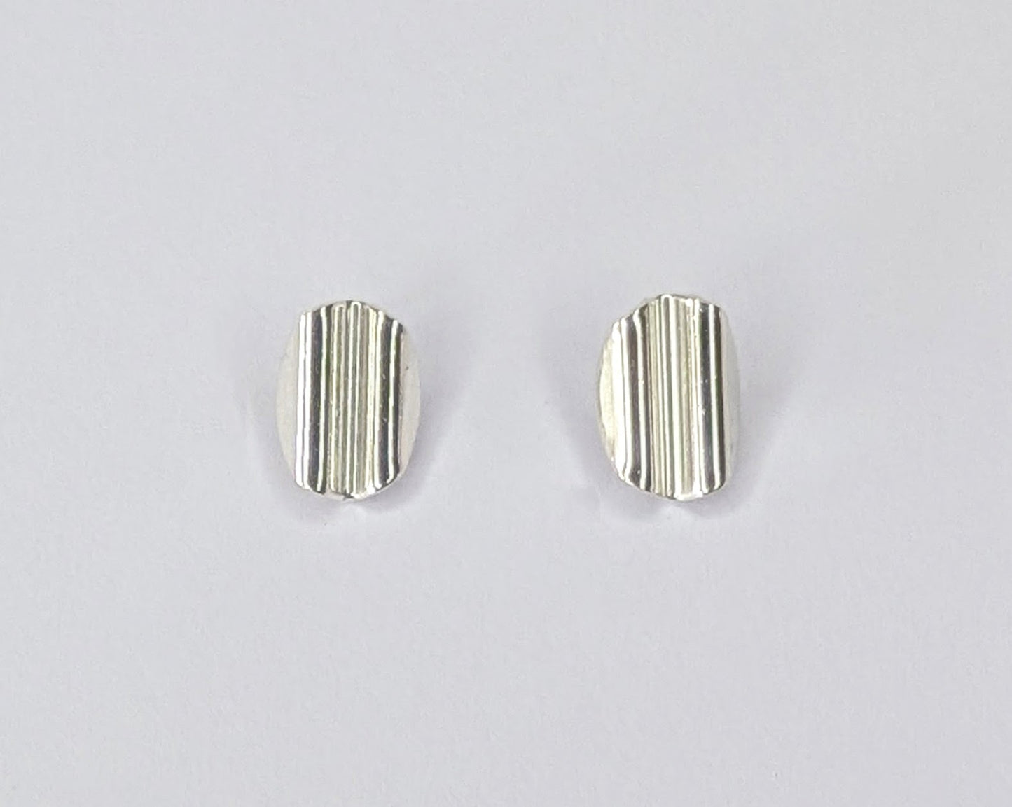 Rippled silver earrings