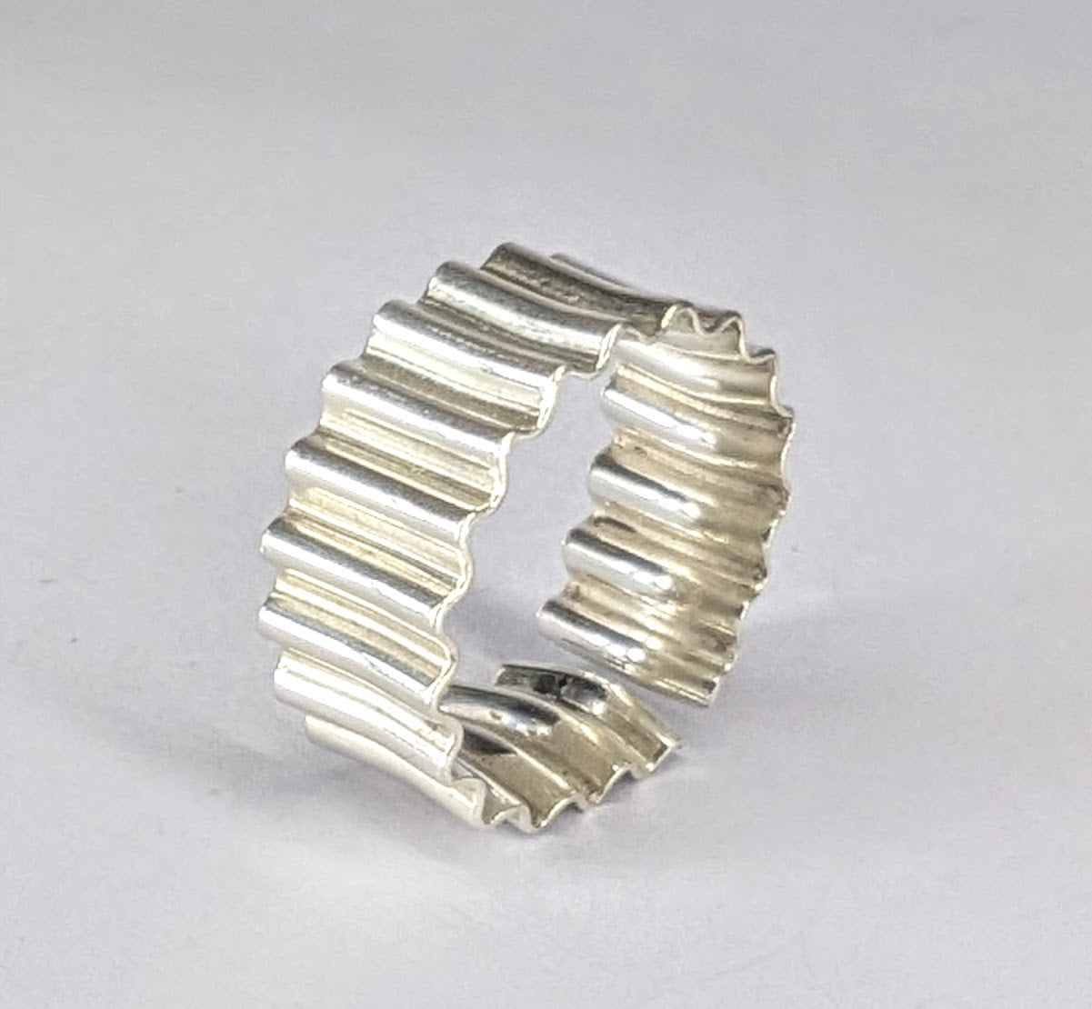 Sea ripple silver ring
