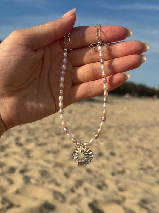 Pearl and silver necklace 