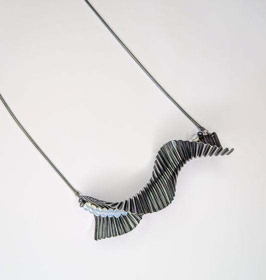 Tides necklace 