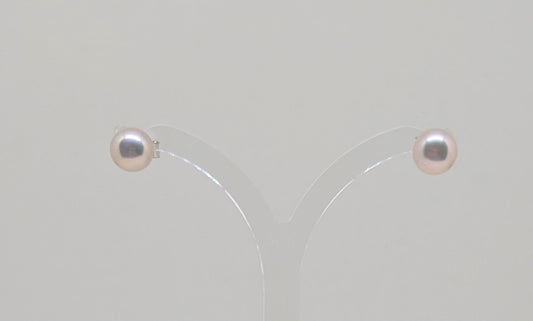 White freshwater pearl earrings round