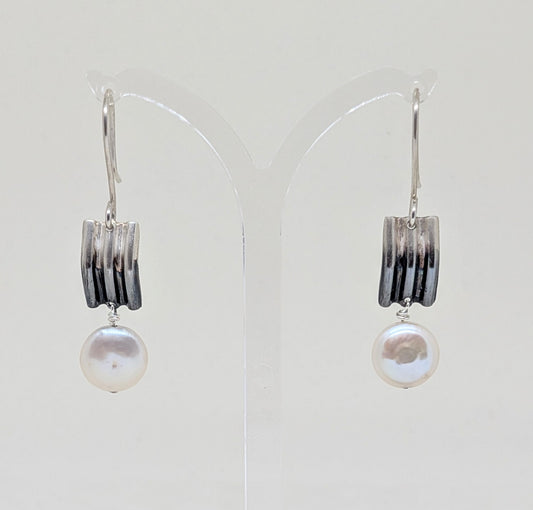 Ombre drop earrings with coin pearls